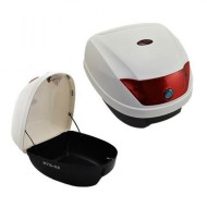 Βαλιτσάκι λευκό χρώμα και χωρητικότητας 28lt Βαλιτσάκι λευκό χρώμα και χωρητικότητας 28lt