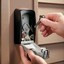 Κλειδοθήκη τοίχου αδιάρρηκτη σε γκρι χρώμα διαστάσεων 9,5x6,5x3 cm Κλειδοθήκη τοίχου αδιάρρηκτη σε γκρι χρώμα διαστάσεων 9,5x6,5x3 cm