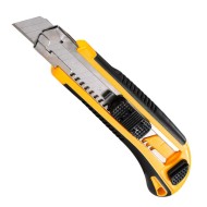 Φαλτσέτα με 3 λεπίδες ύψους 18mm UYUS TOOLS Φαλτσέτα με 3 λεπίδες ύψους 18mm UYUS TOOLS